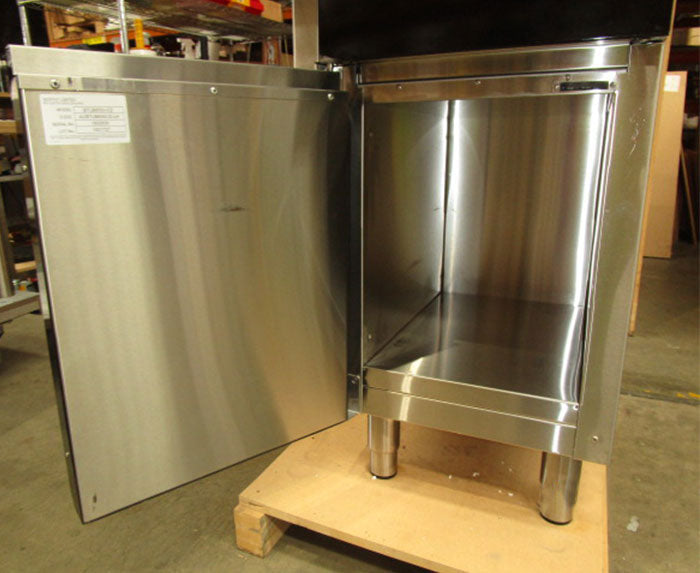 Waldorf Bold 550MM BENCH TOP LOW BACK VERSION - CABINET BASE WITH FIXED FRONT... AUBTLB8550-CD - Warehouse Clearance
