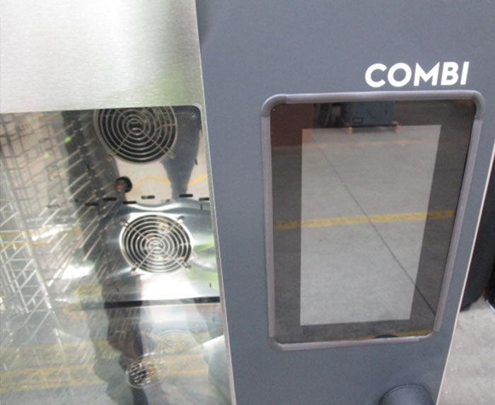 Turbofan Combi EC40T7 - Full Size 7 Tray Touch / Electric Combi Oven AUEC40T7 - Warehouse Clearance