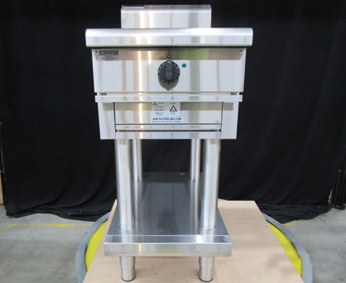 Waldorf 800 Series IN8100W3-LS - 450mm Induction Wok - Leg Stand AUIN8100W3-L - Warehouse Clearance