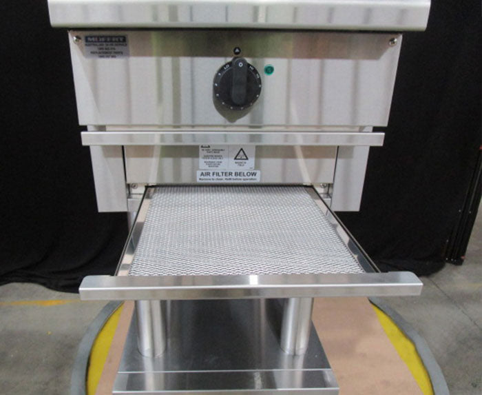 Waldorf 800 Series IN8100W3-LS - 450mm Induction Wok - Leg Stand AUIN8100W3-L - Warehouse Clearance