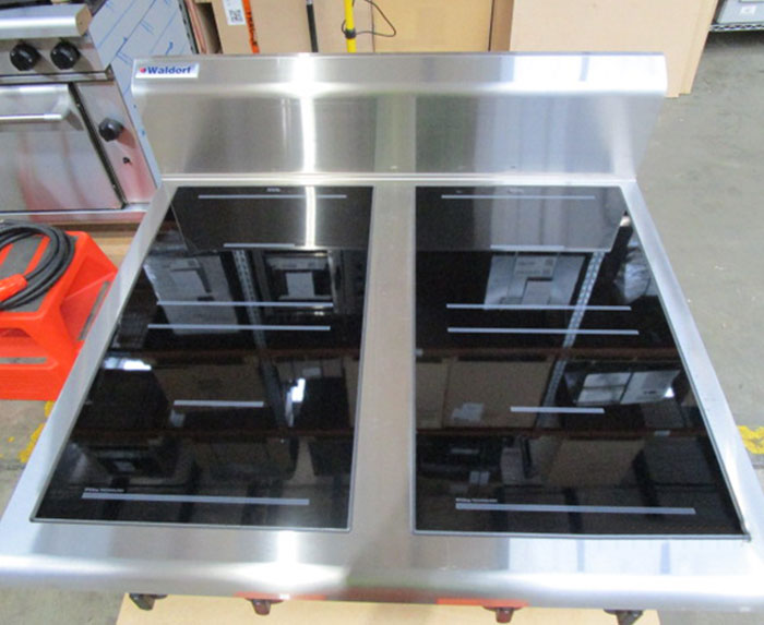Waldorf 800 Series IN8400R5-LS - 900mm Electric Induction Cooktop Low Back... AUIN8400R5-L - Warehouse Clearance