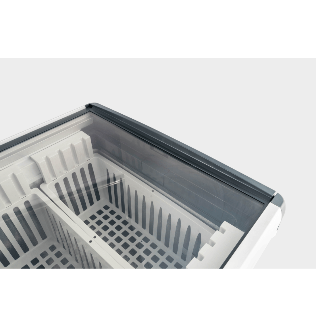 Thermaster 586L Chest Freezer With Flat Glass Sliding Lids WD586G