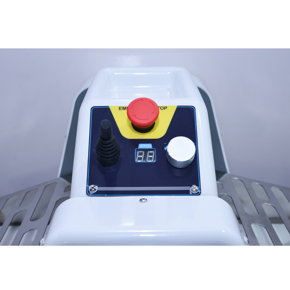 BakerMax 370mm Benchtop Pastry & Dough Sheeter - BDS-300 — view 4